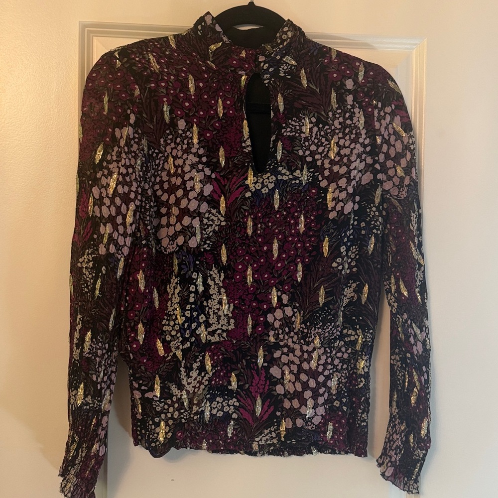 White House Black Market Floral Blouse with Gold Accents sz 2 mint
